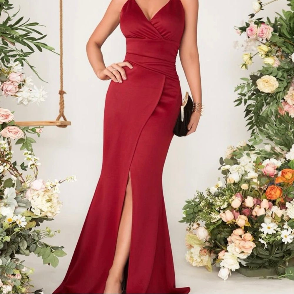 Red formal/wedding quest/Gala/Prom/HOCO dress